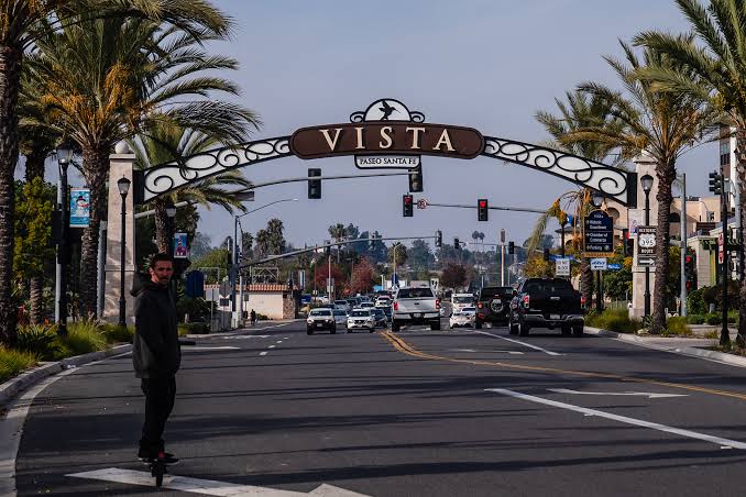 Vista, CA